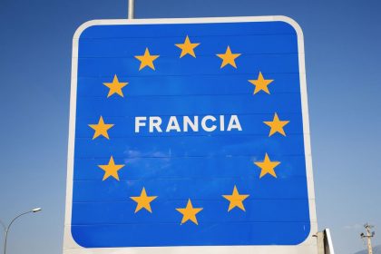 language_study_abroad_program_for_teens_in_spain_france-spain_relations